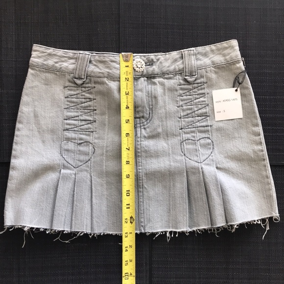 Kenzie Girl Brand - Denim Heart Skirt (Rare HTF) - Picture 10 of 11